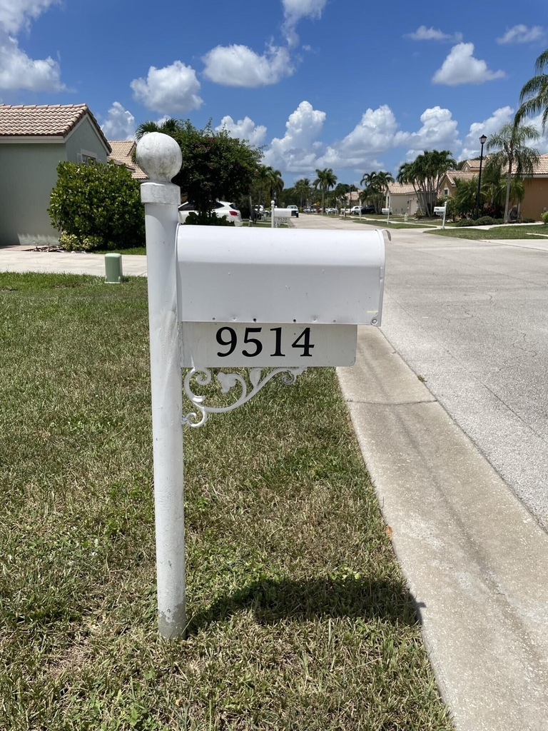 9514 Lago Drive - Photo 25