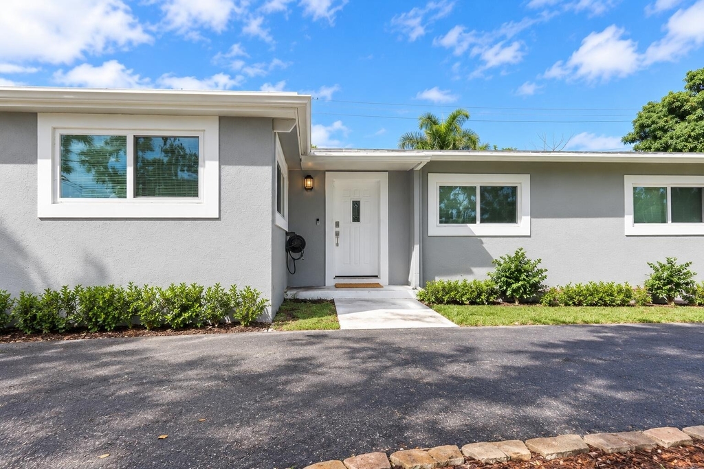 1343 W Ocean Avenue - Photo 11