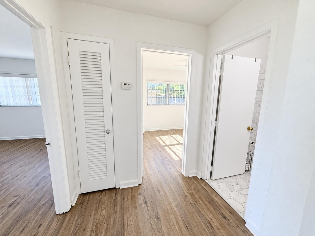 116 Ne Entrada Avenue - Photo 9