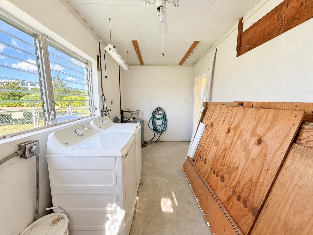 116 Ne Entrada Avenue - Photo 26