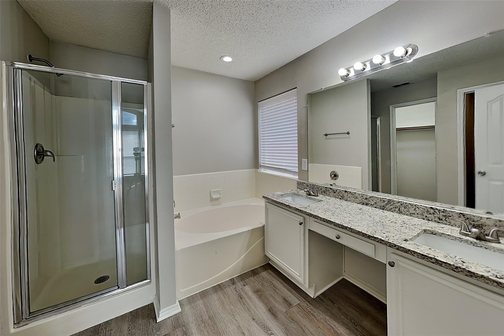 5932 Hillview Drive - Photo 10