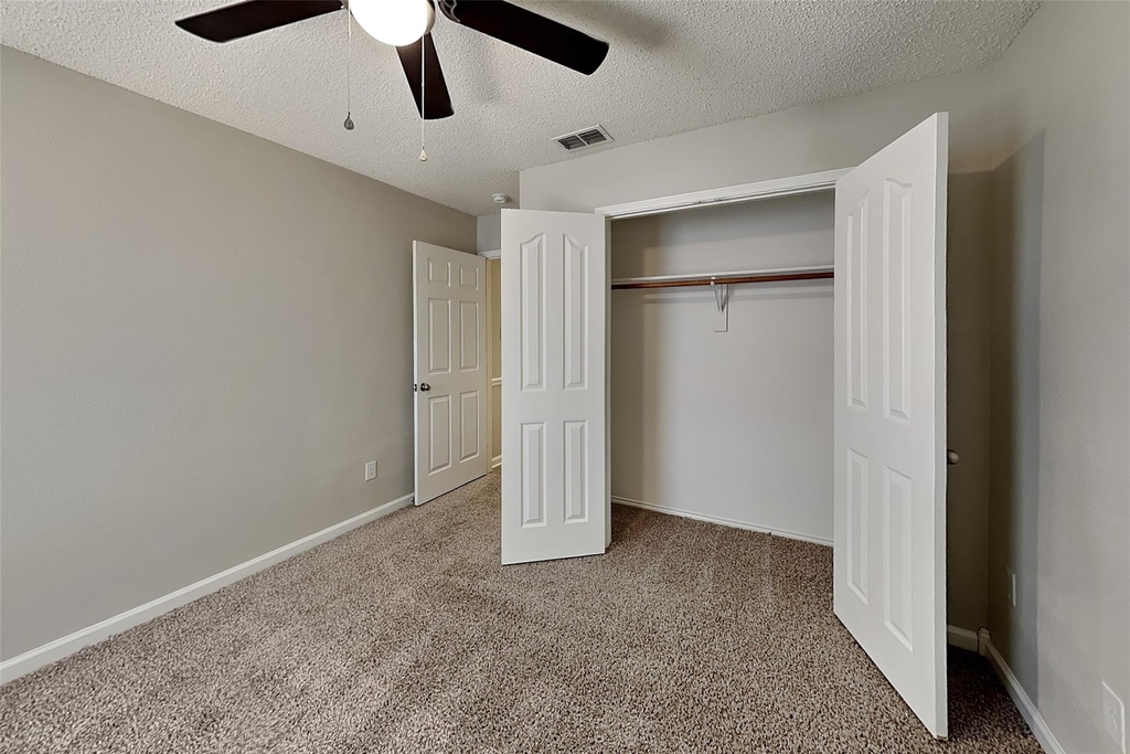 5932 Hillview Drive - Photo 11