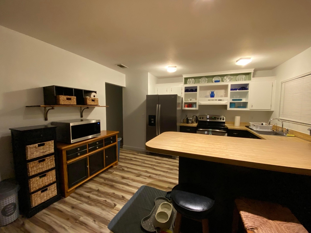 282 Sw Bridgeport Drive - Photo 4