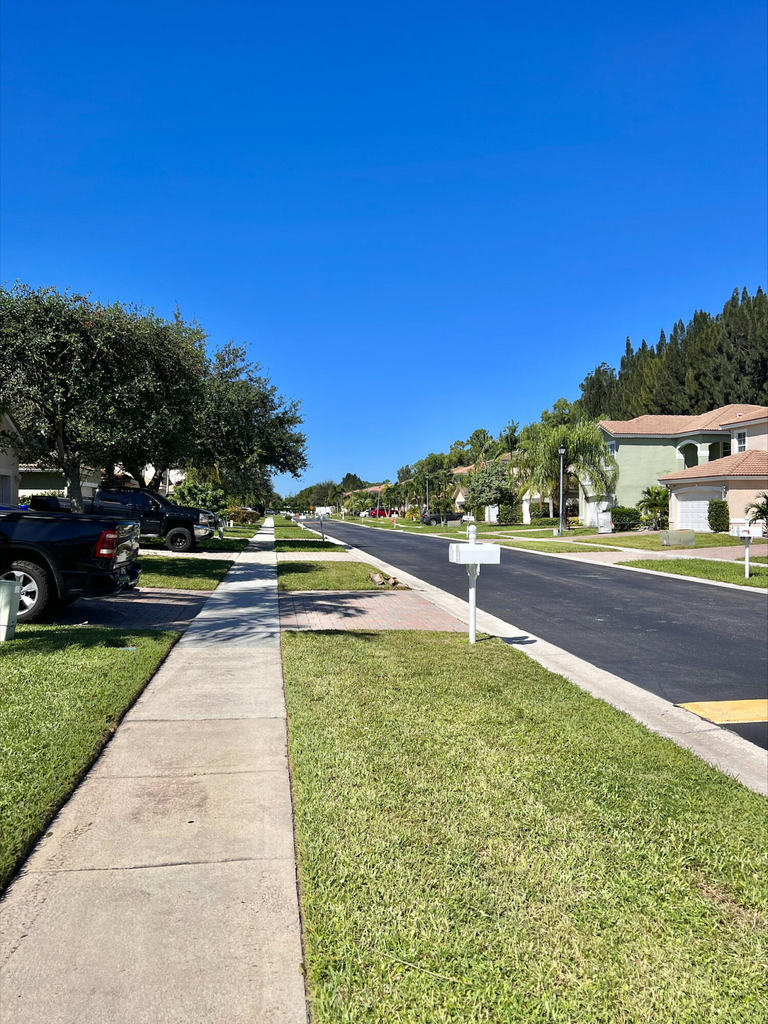 6129 Adriatic Way - Photo 1