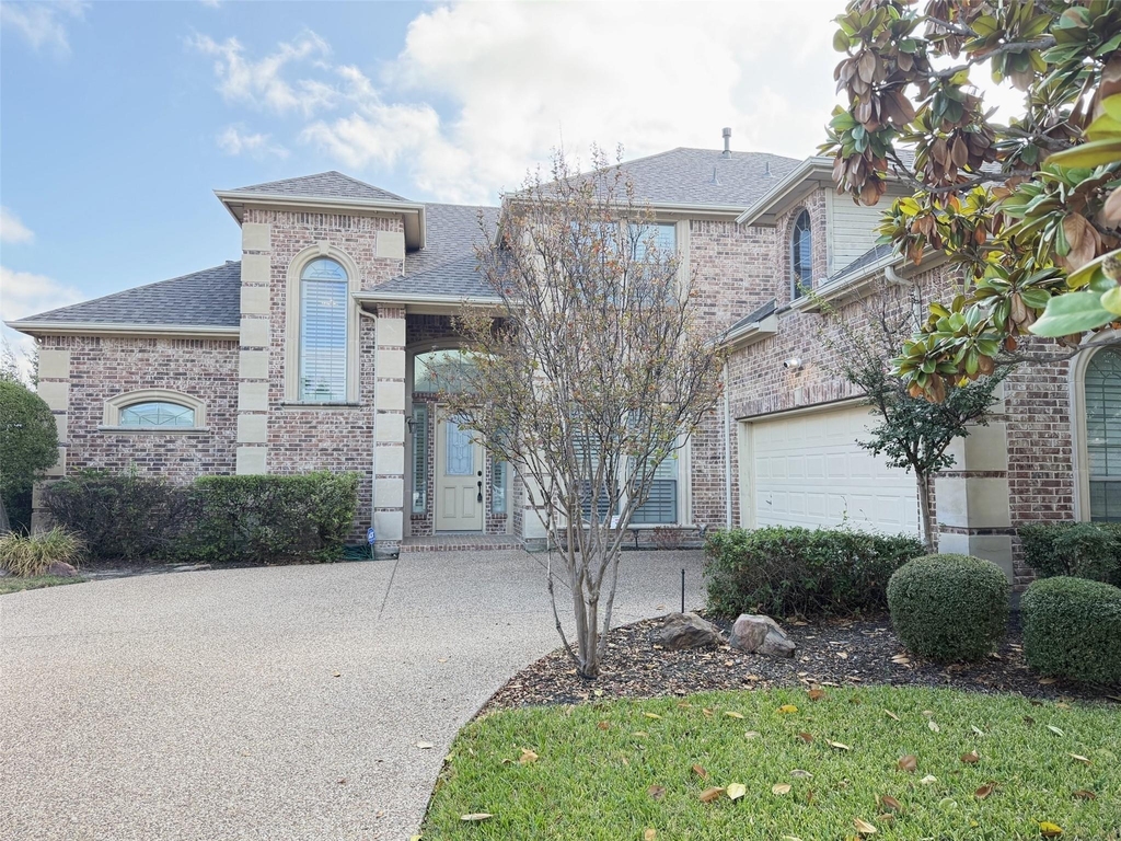 116 Trinity Court - Photo 0