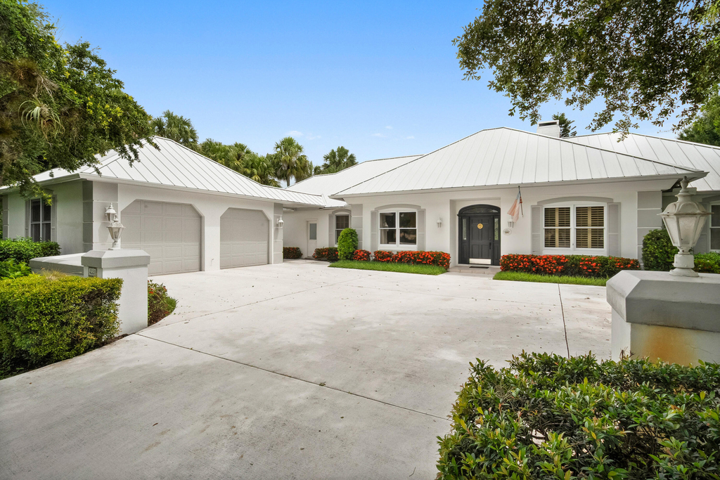 4381 Sw Parkgate Boulevard - Photo 0
