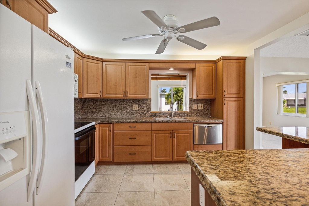 13654 Whippet Way W - Photo 9