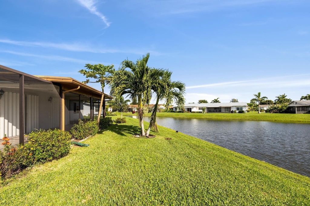 13654 Whippet Way W - Photo 4