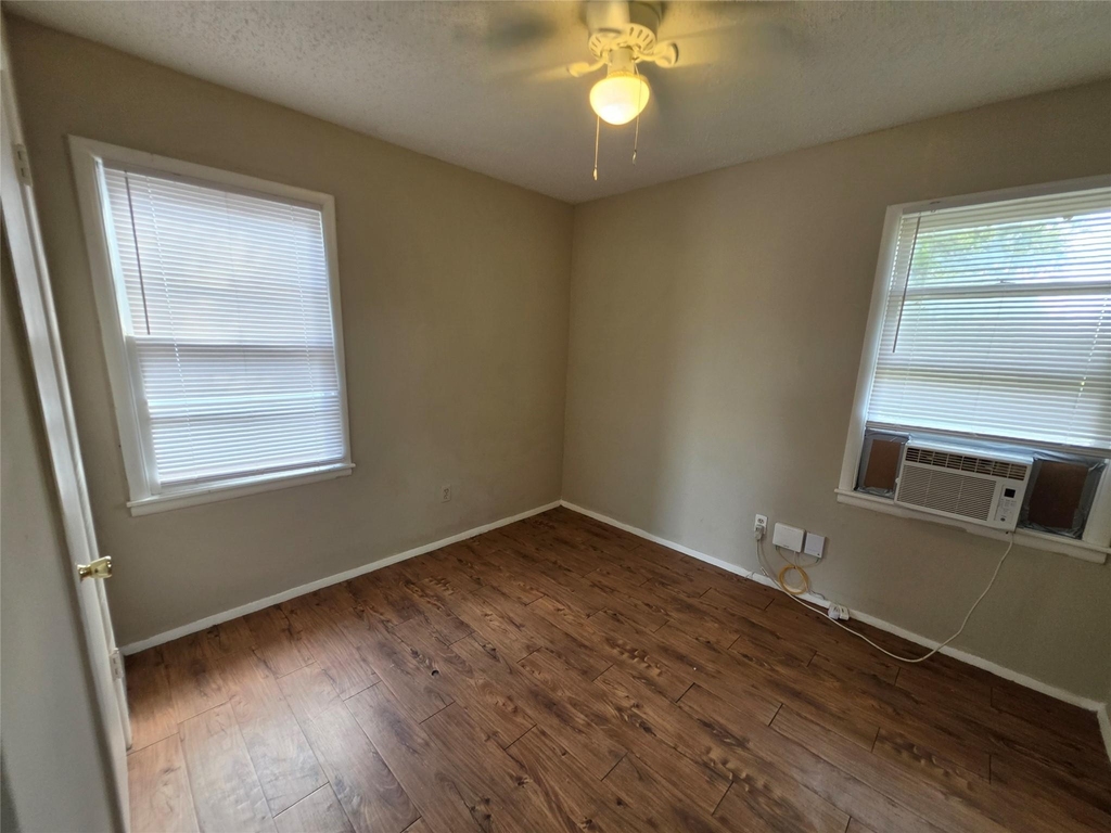 2909 S 27th Street - Photo 7