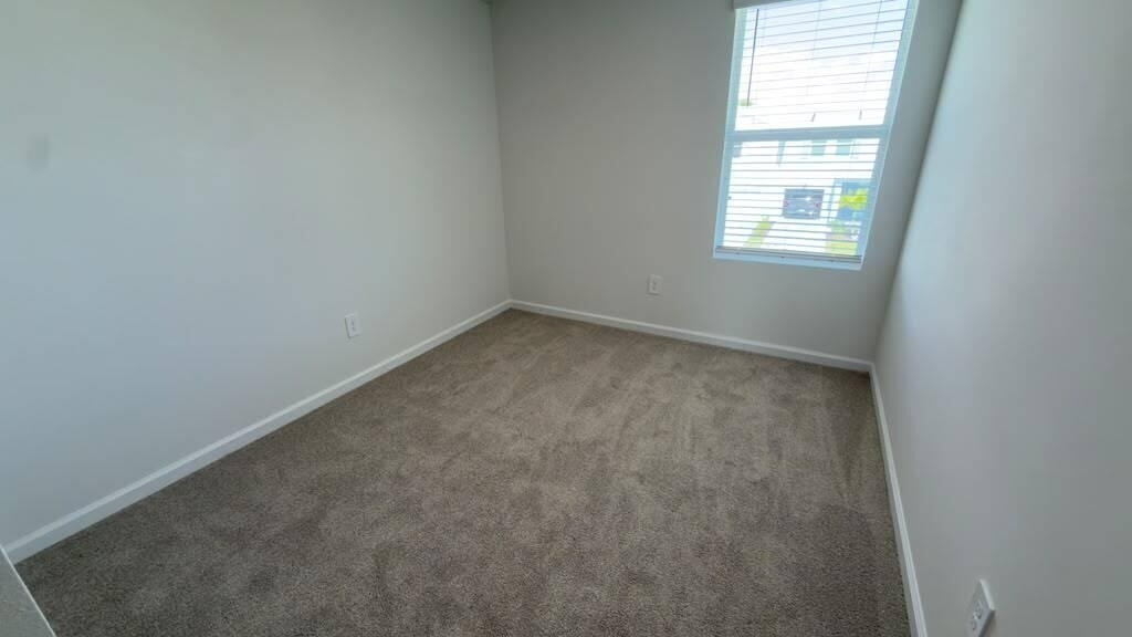 646 Salisbury Circle - Photo 26