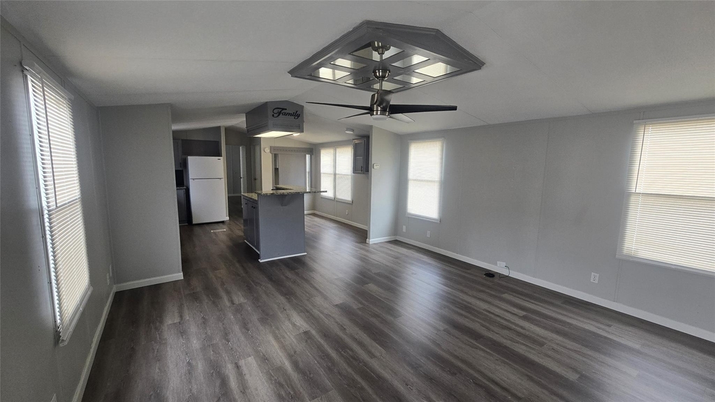 4253 Sun Drive - Photo 2