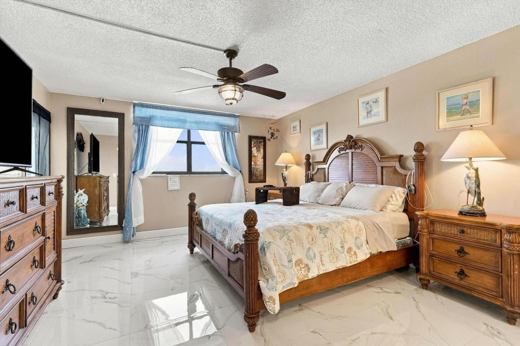 145 S Ocean Avenue - Photo 10