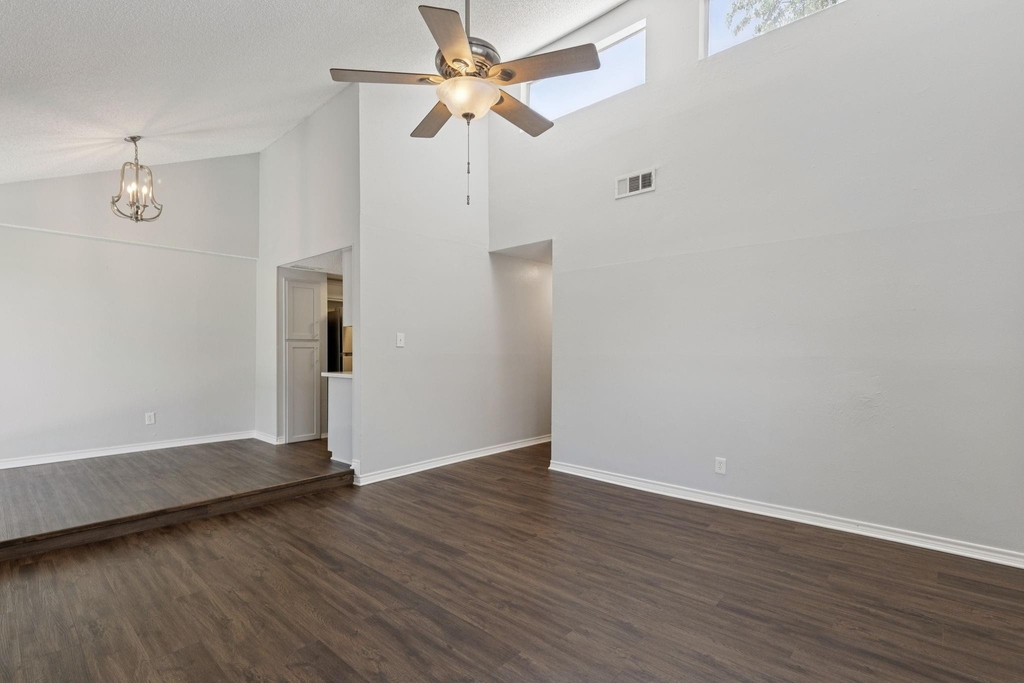 6646 E Lovers Lane - Photo 6
