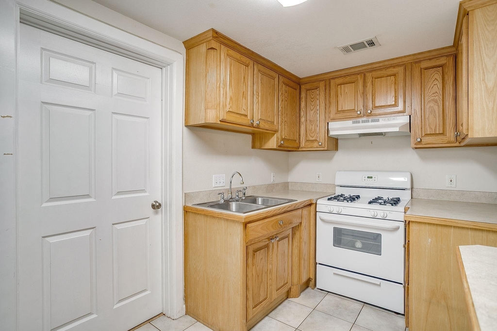 2606 Wayside Avenue - Photo 9