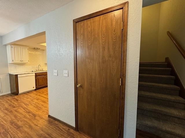 2913 Village Circle - Photo 9