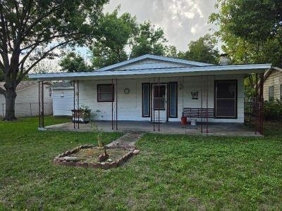 209 Helen Drive - Photo 2