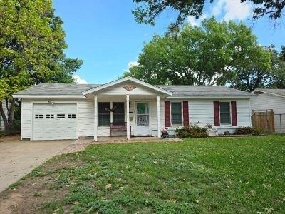 209 Helen Drive - Photo 0