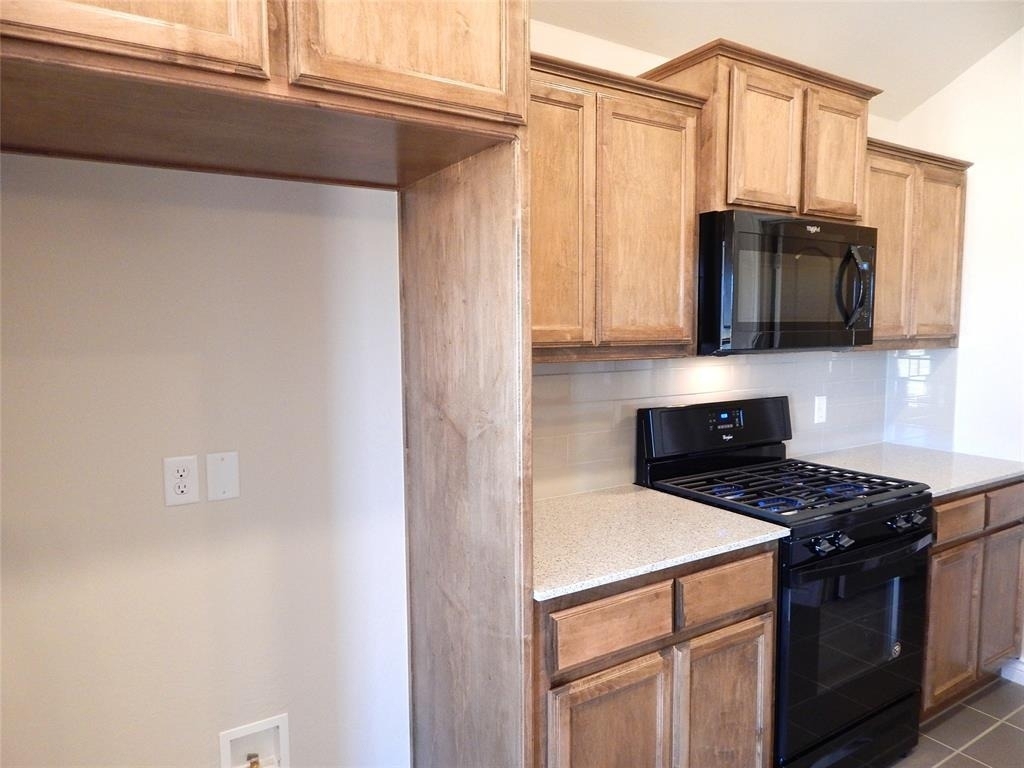 6905 Nw 157th Terrace - Photo 9