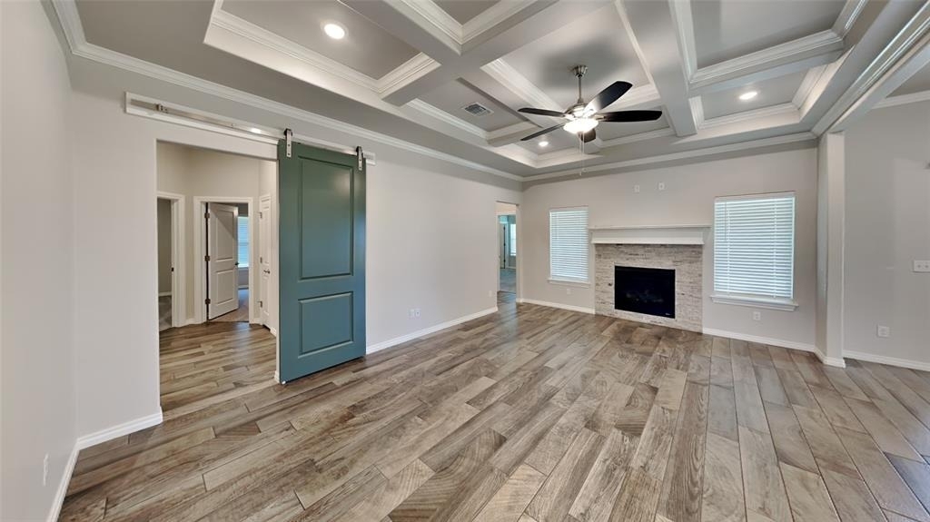 18801 Grove Parkway - Photo 2