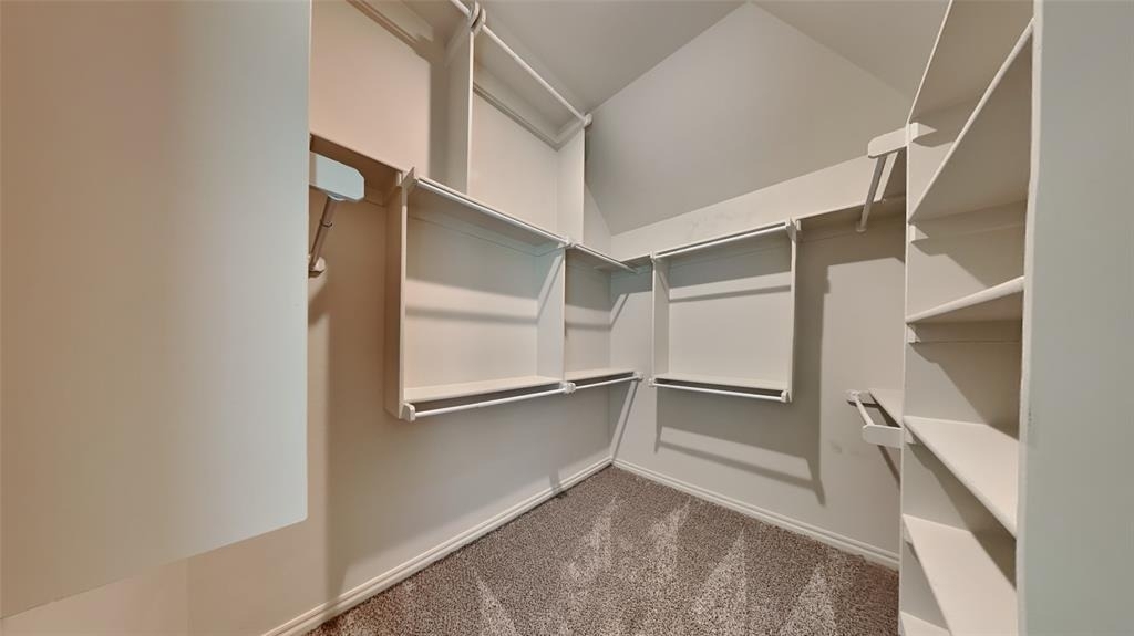 18801 Grove Parkway - Photo 10