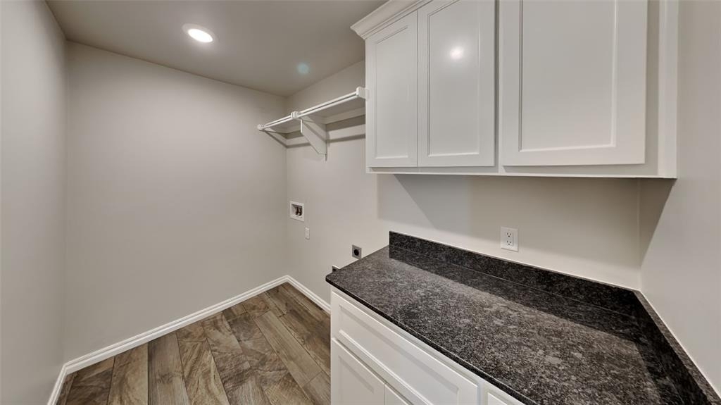 18801 Grove Parkway - Photo 16