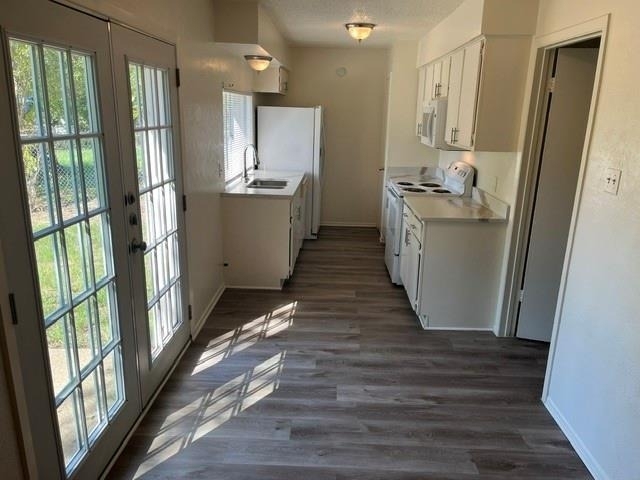 1236 Neptune Drive - Photo 1