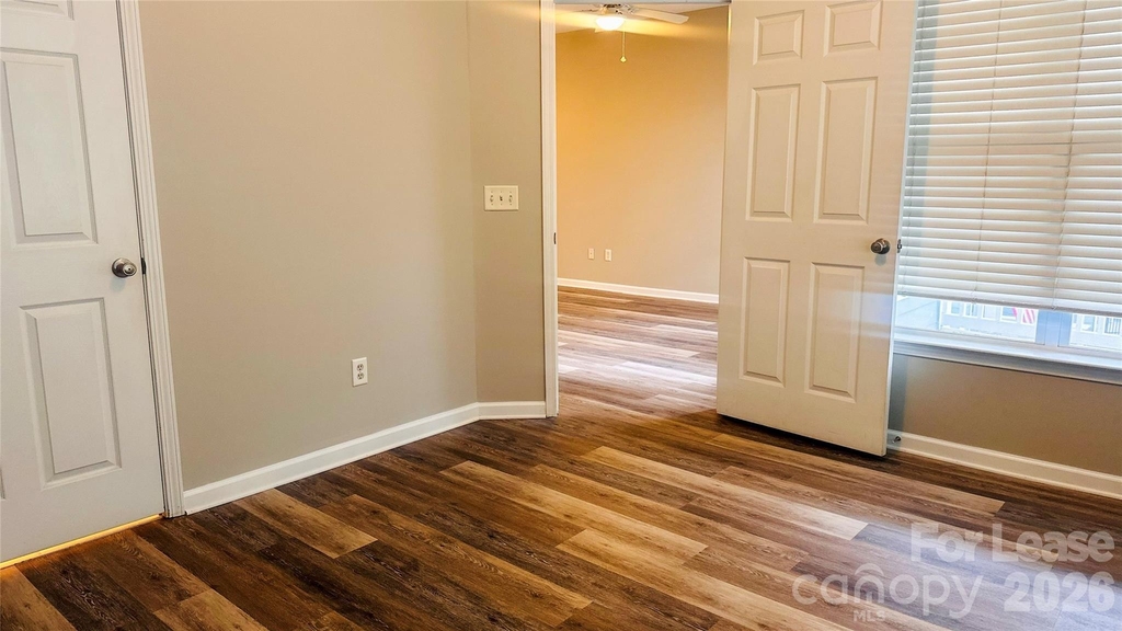 18736 Nautical Street - Photo 4