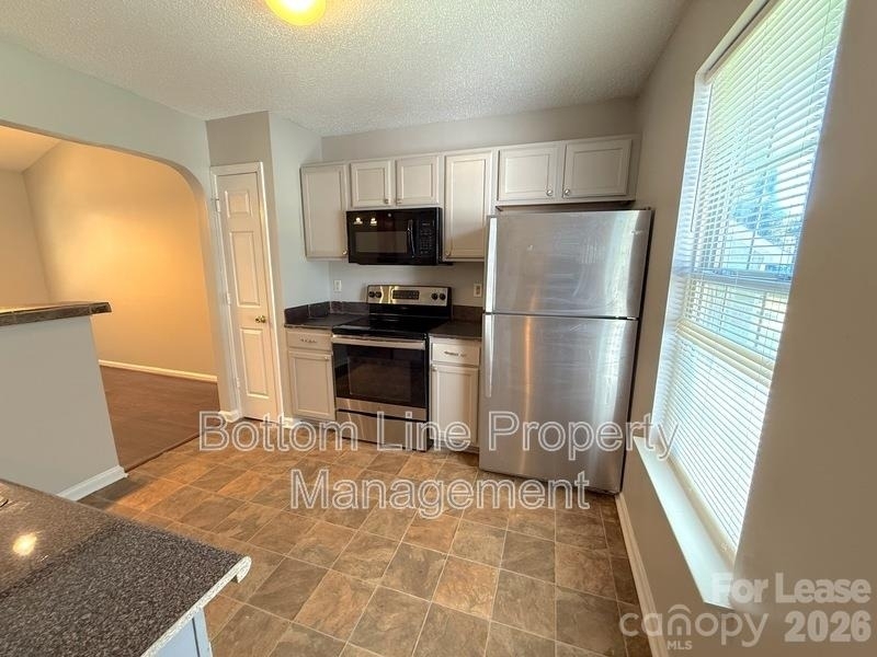 5441 Realtree Lane - Photo 7