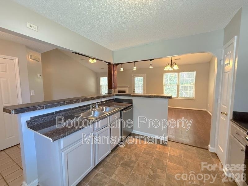5441 Realtree Lane - Photo 6