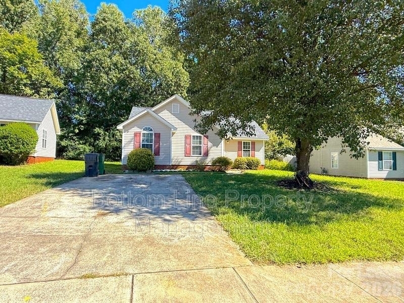 5441 Realtree Lane - Photo 1