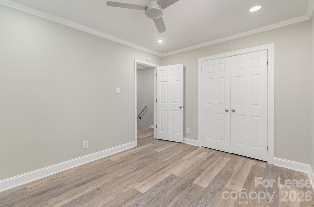 300 Holly Circle - Photo 12