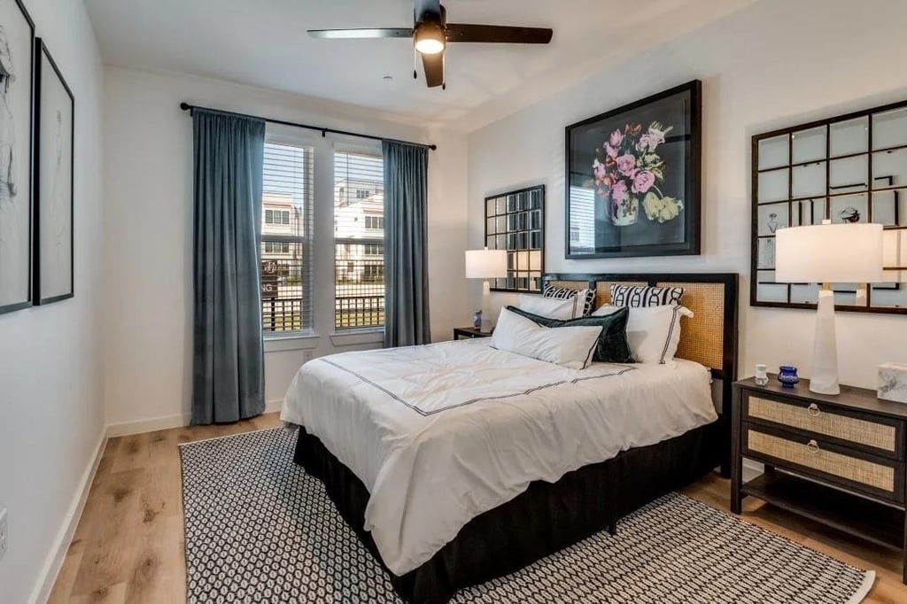 2016 S Ervay Street - Photo 1