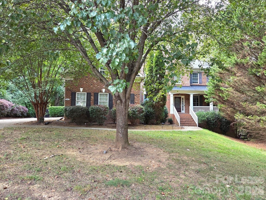 15815 Waldrop Hill Court - Photo 0