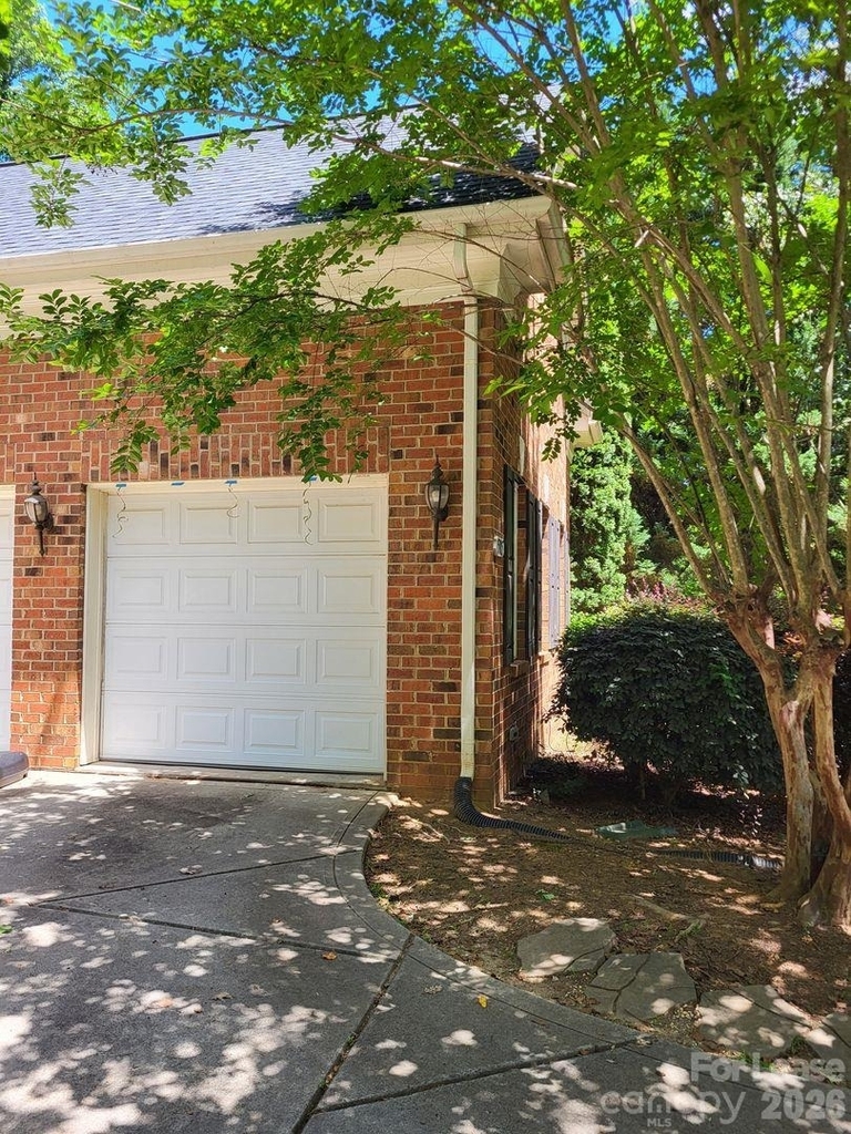 15815 Waldrop Hill Court - Photo 8