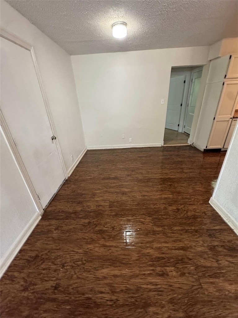1311 E Inwood Drive - Photo 9