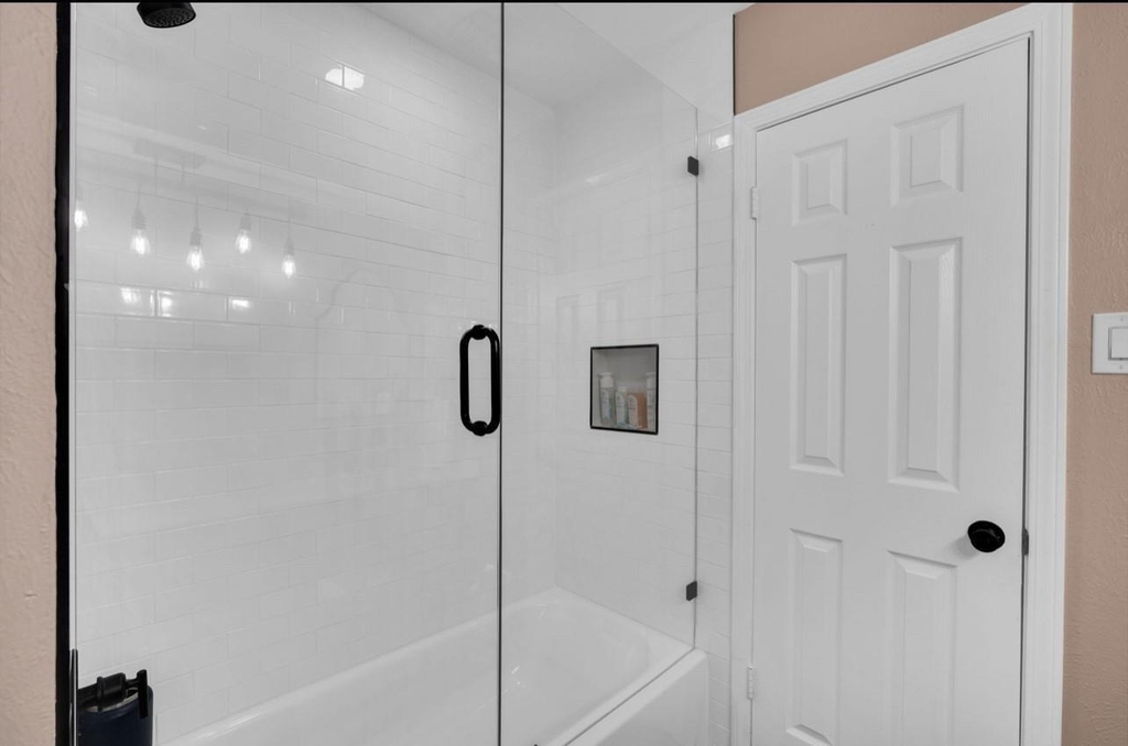 605 Steeplechase Drive - Photo 9