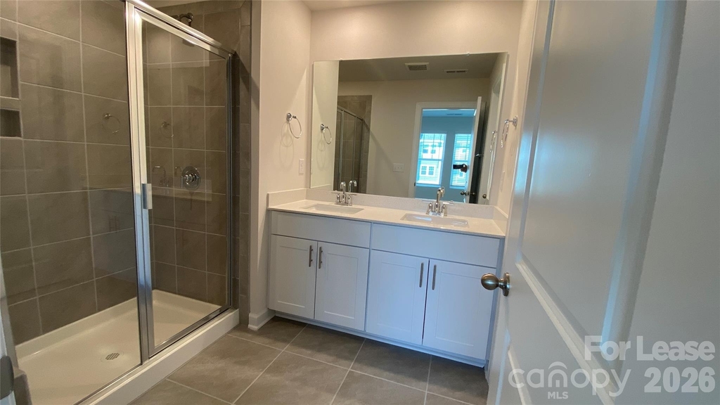 2421 Arbor Loop Drive - Photo 10