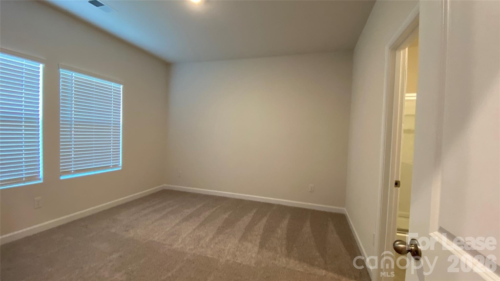 2421 Arbor Loop Drive - Photo 2