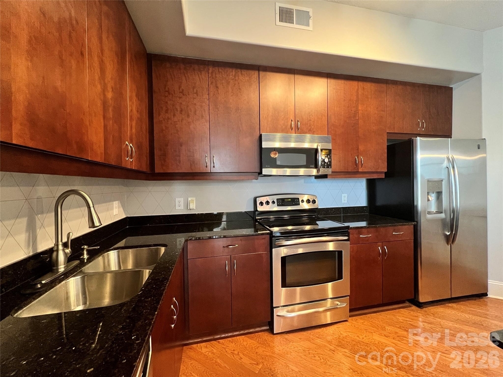 4625 Piedmont Row Drive - Photo 2
