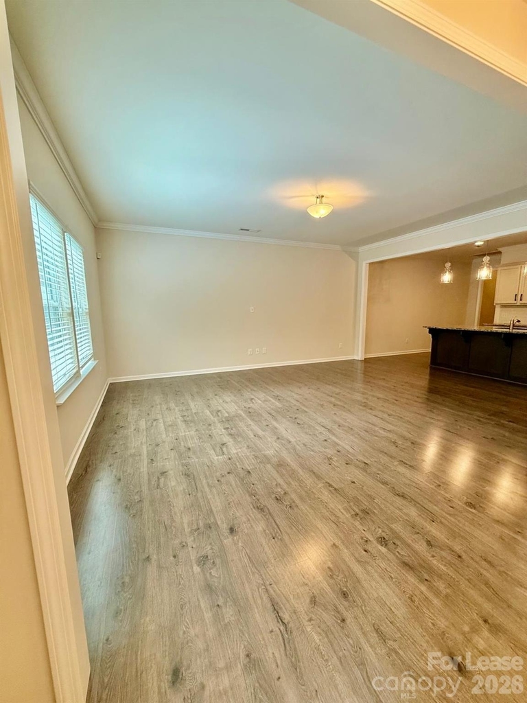 615 Samet Street - Photo 11