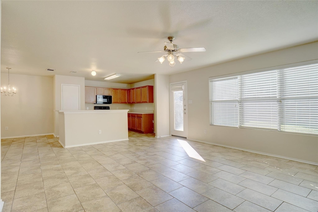 7421 Cowhand Court - Photo 4