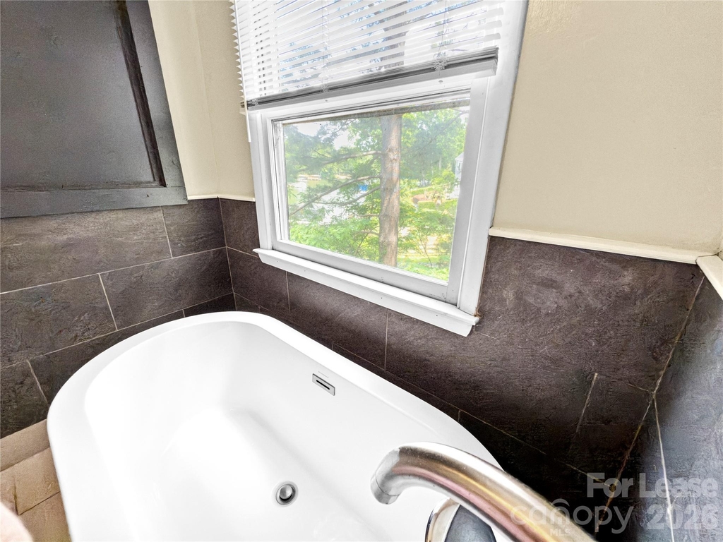 9808 Emerald Point Drive - Photo 14