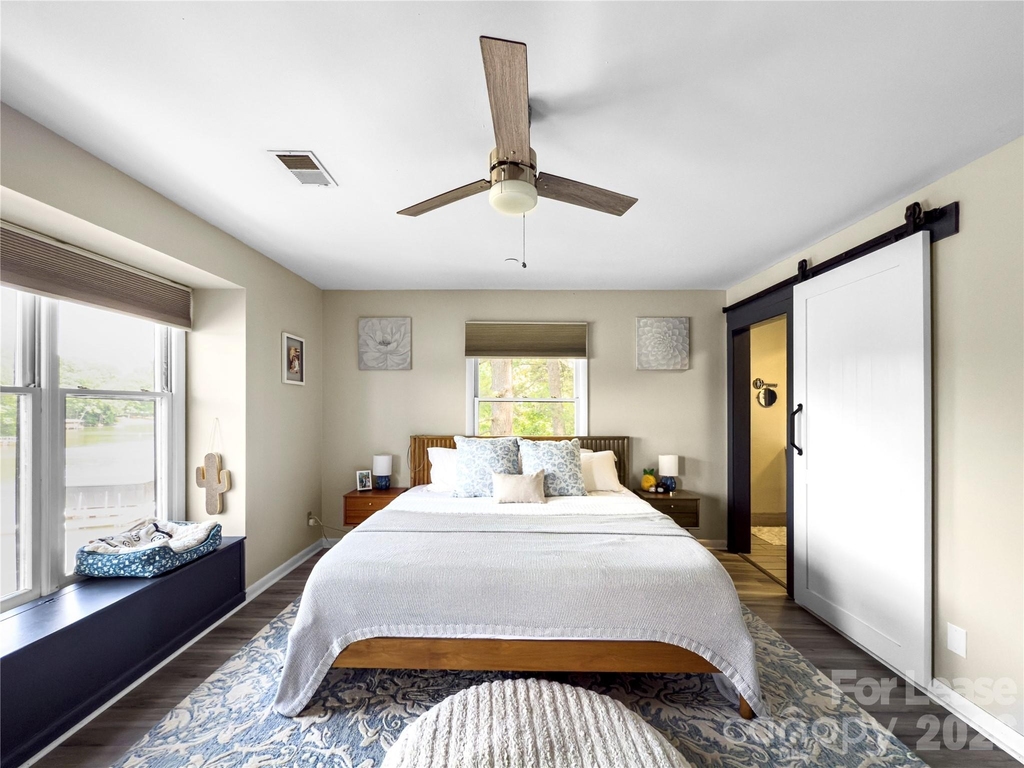 9808 Emerald Point Drive - Photo 17