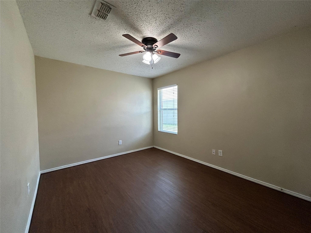 4888 Parkview Hills Lane - Photo 13