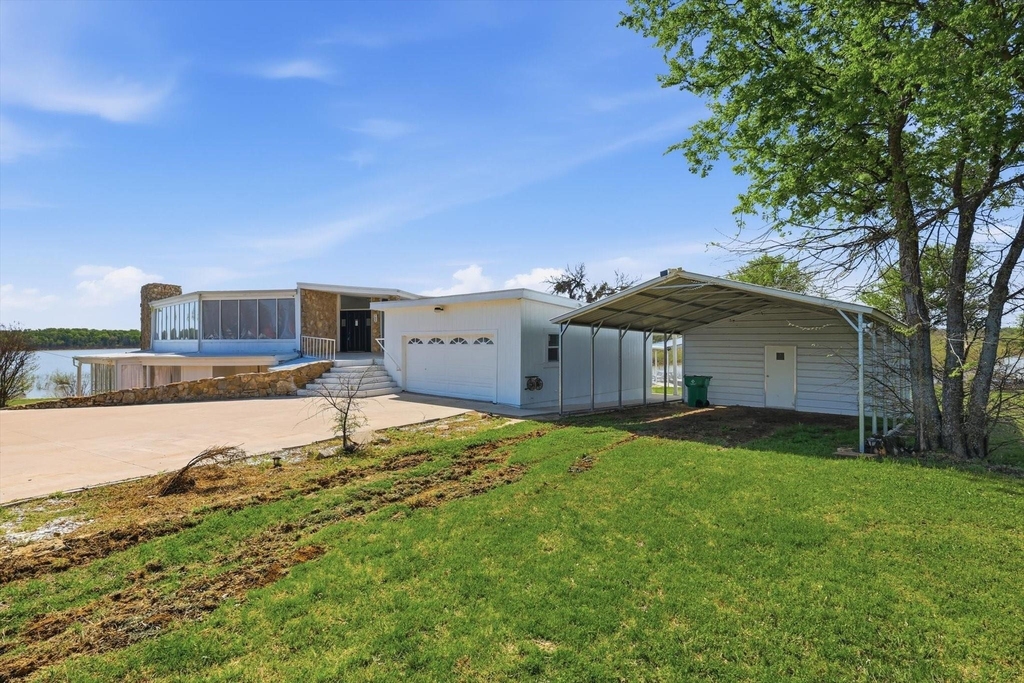 732 Blue Fathom Drive - Photo 0