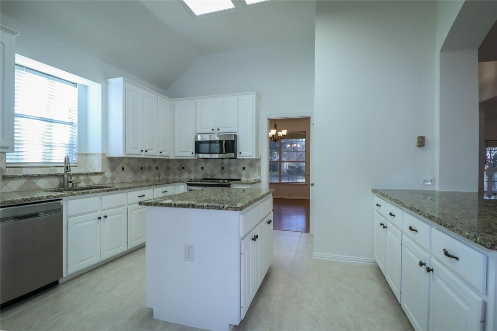 504 Renfro Court - Photo 10
