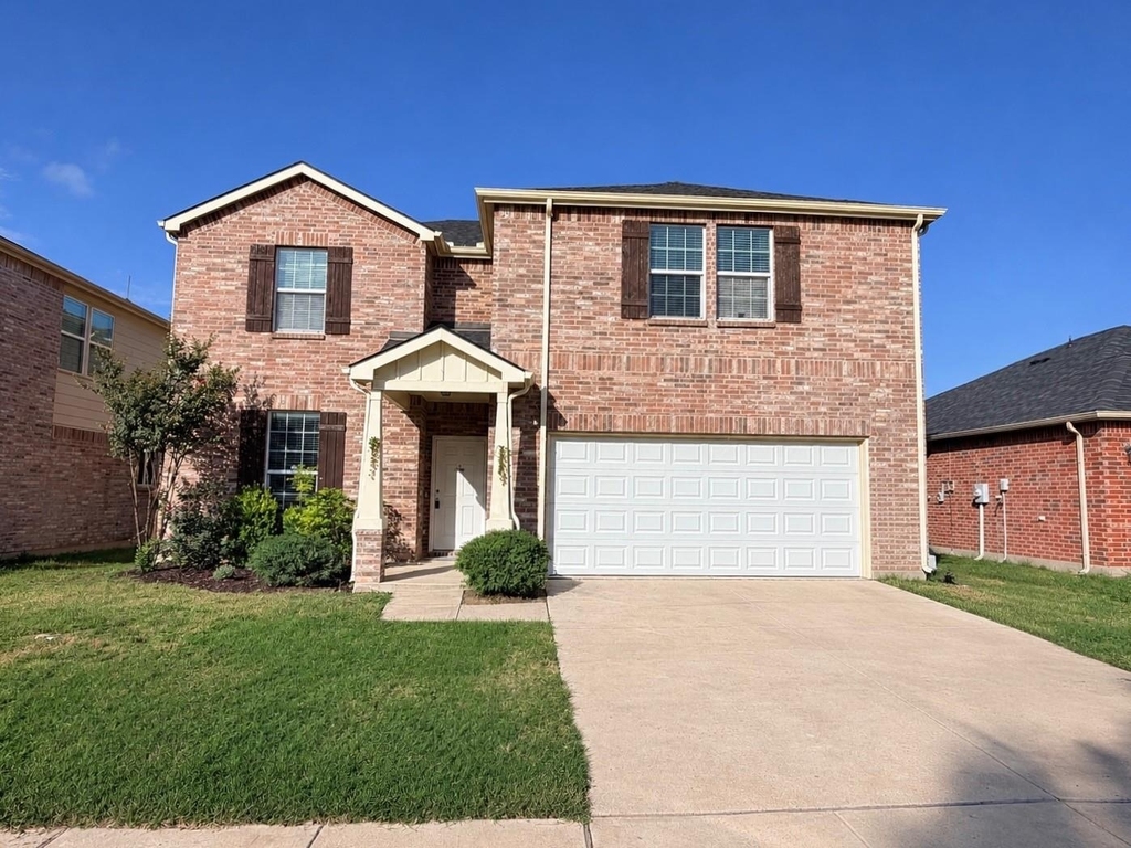 1712 Abby Creek Drive - Photo 0