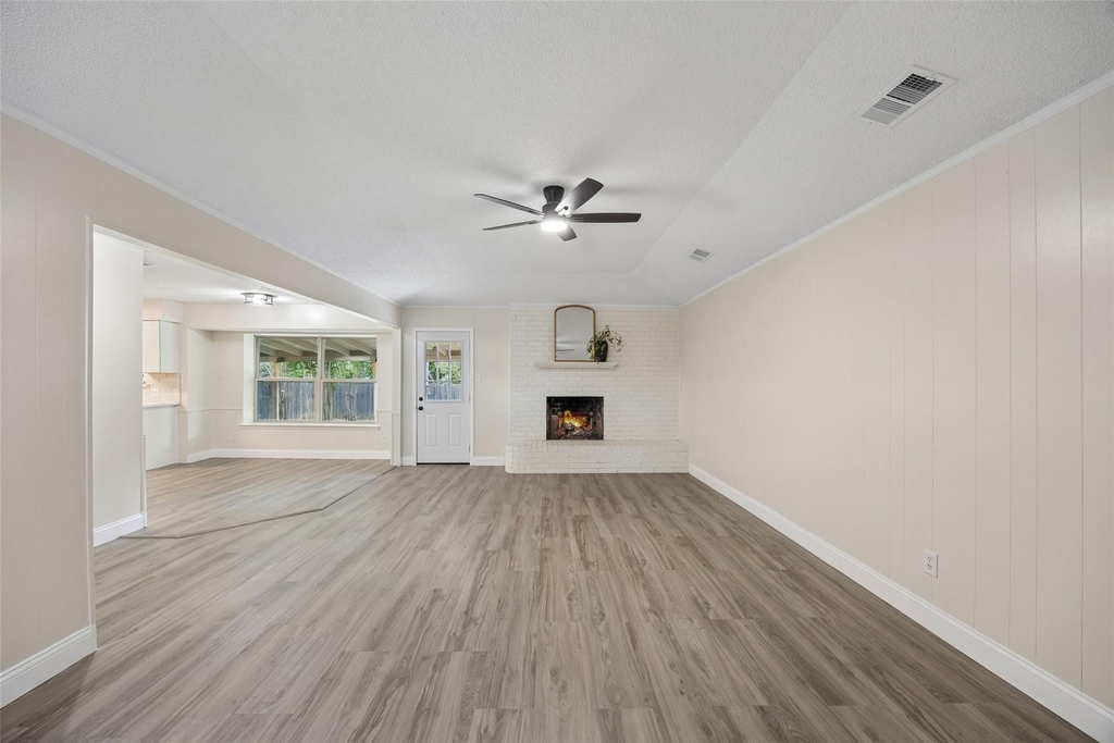 5608 Newman Drive - Photo 2