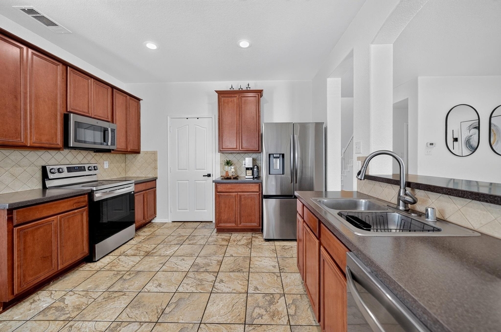10424 Rising Knoll Lane - Photo 9