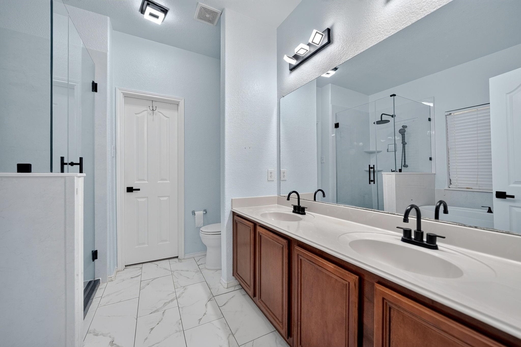 10424 Rising Knoll Lane - Photo 11